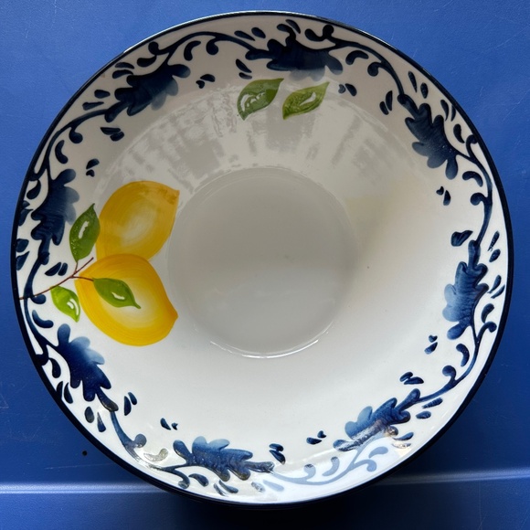 Unbranded Blue and White Patterned Bowl with Lemon Detail - Picture 1 of 2